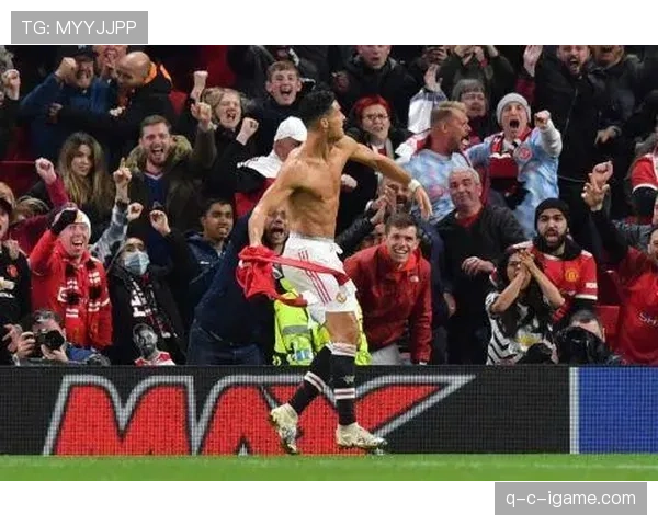 C罗压哨绝杀助球队逆转取胜 C罗压哨绝杀助球队逆转取胜