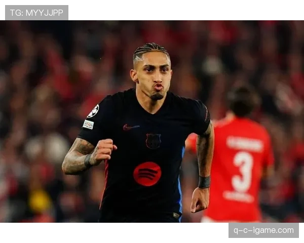 拉菲尼亚荣膺助攻王殊荣,精彩表现引领球队前行