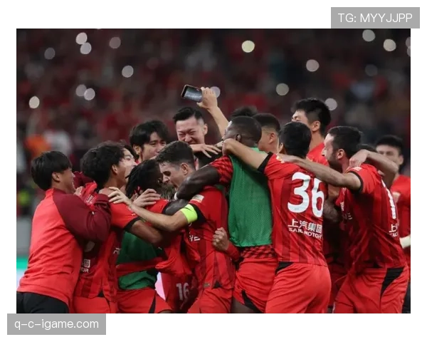 中超激战正酣，积分领跑球队强势回暖