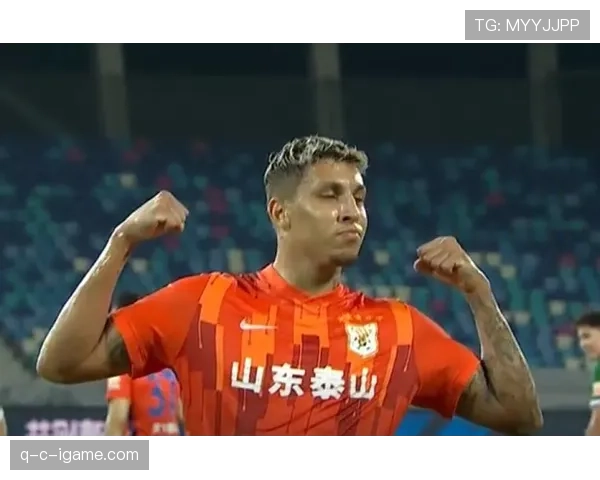 山东泰山勇夺足协杯冠军,状态强势回暖彰显争冠实力 山东泰山勇夺足协杯冠军,状态强势回暖彰显争冠实力