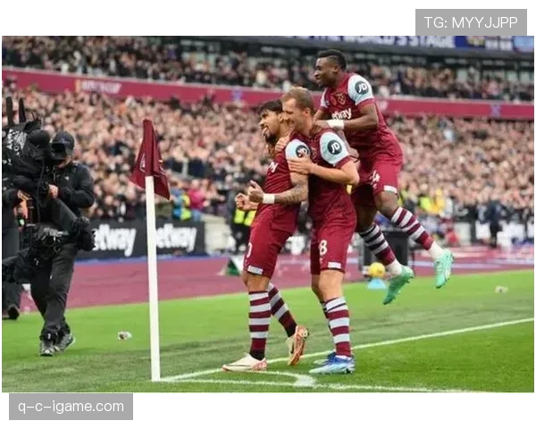 绍切克闪耀西汉姆联，助球队新赛季强势冲击荣誉