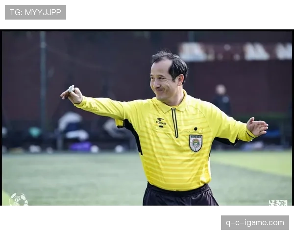 VAR延迟判罚:为何裁判要等进攻结束才吹哨? VAR延迟判罚:为何裁判要等进攻结束才吹哨?