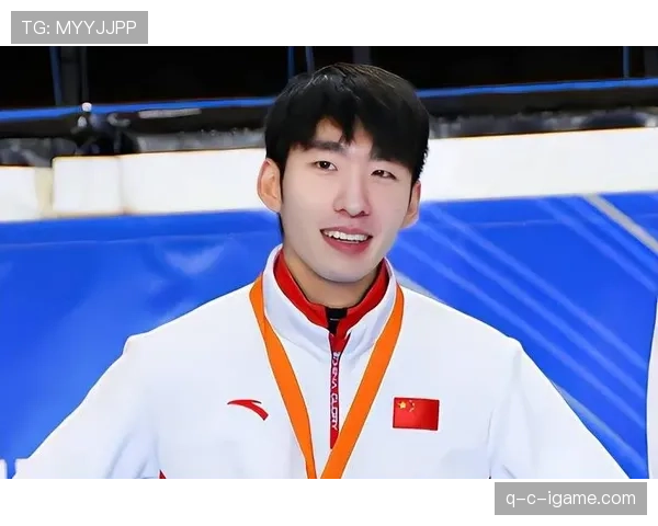 林孝埈训练完直接拎着爱马仕去吃炸鸡？